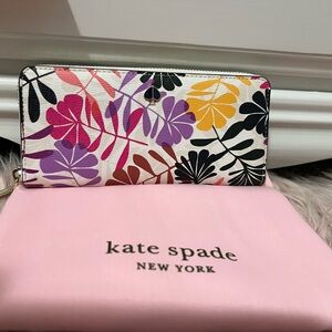 Kate Spade Multicolor Leaf Print Wallet